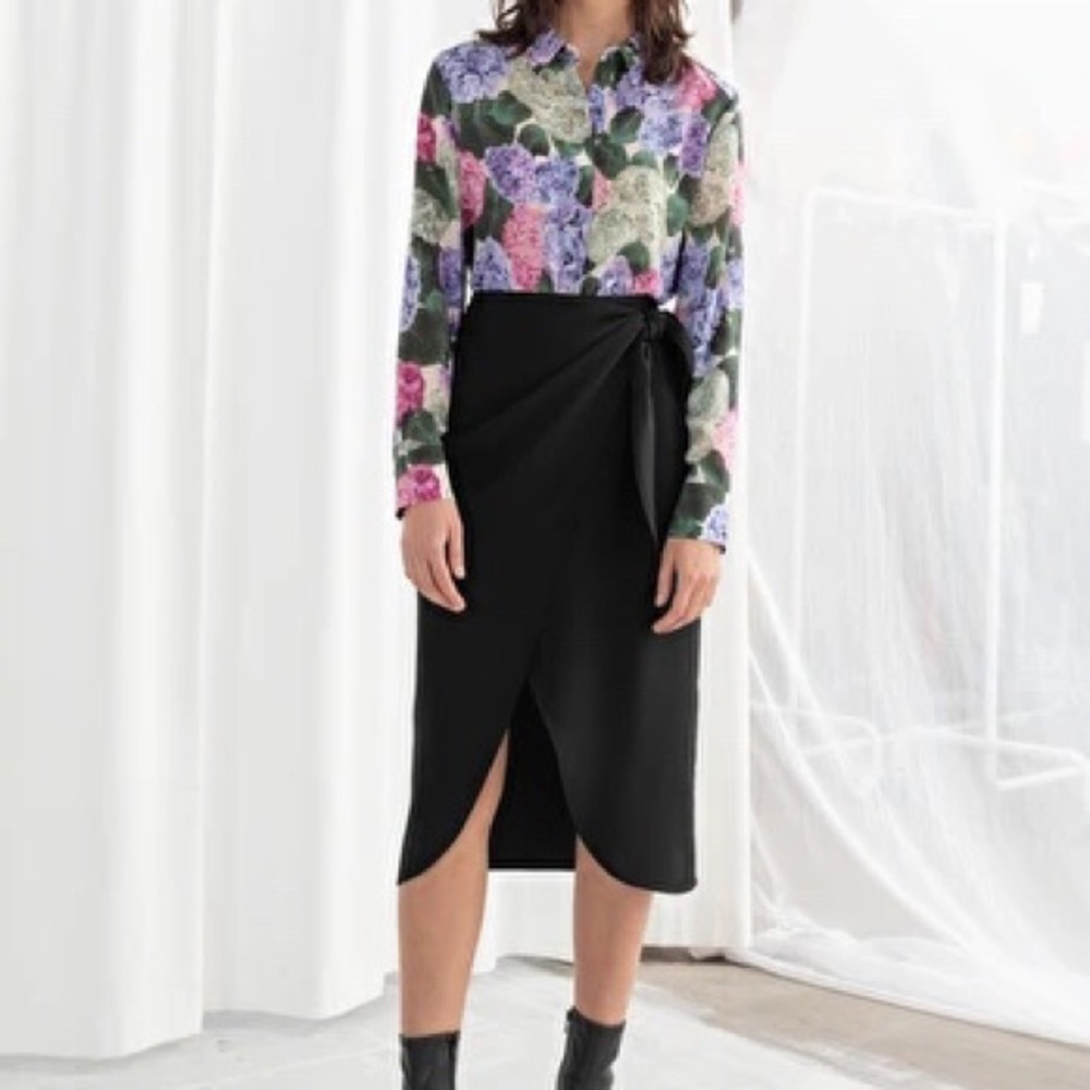 & Other Stories Black Midi Skirt